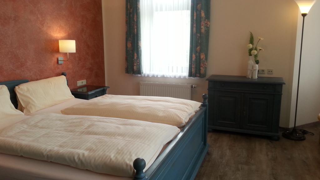Teichhotel Schmalkalden Exteriör bild